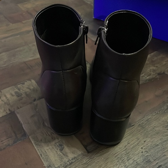 Brown White Mountain Heeled Booties Women’s 6 Ankle Boots Shoes - Picture 3 of 5